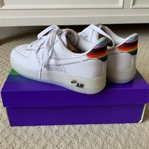 Nike Air Force One Be True Pride Collection Rainbow W8.5